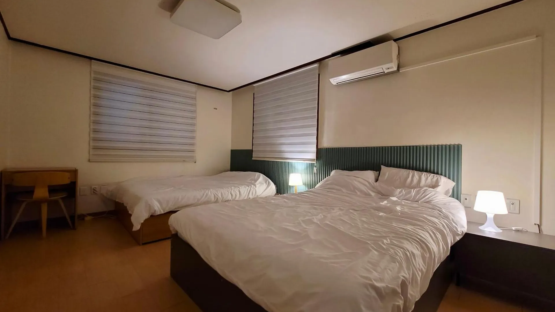Mid-Century Design Modern House Apartment Seoul