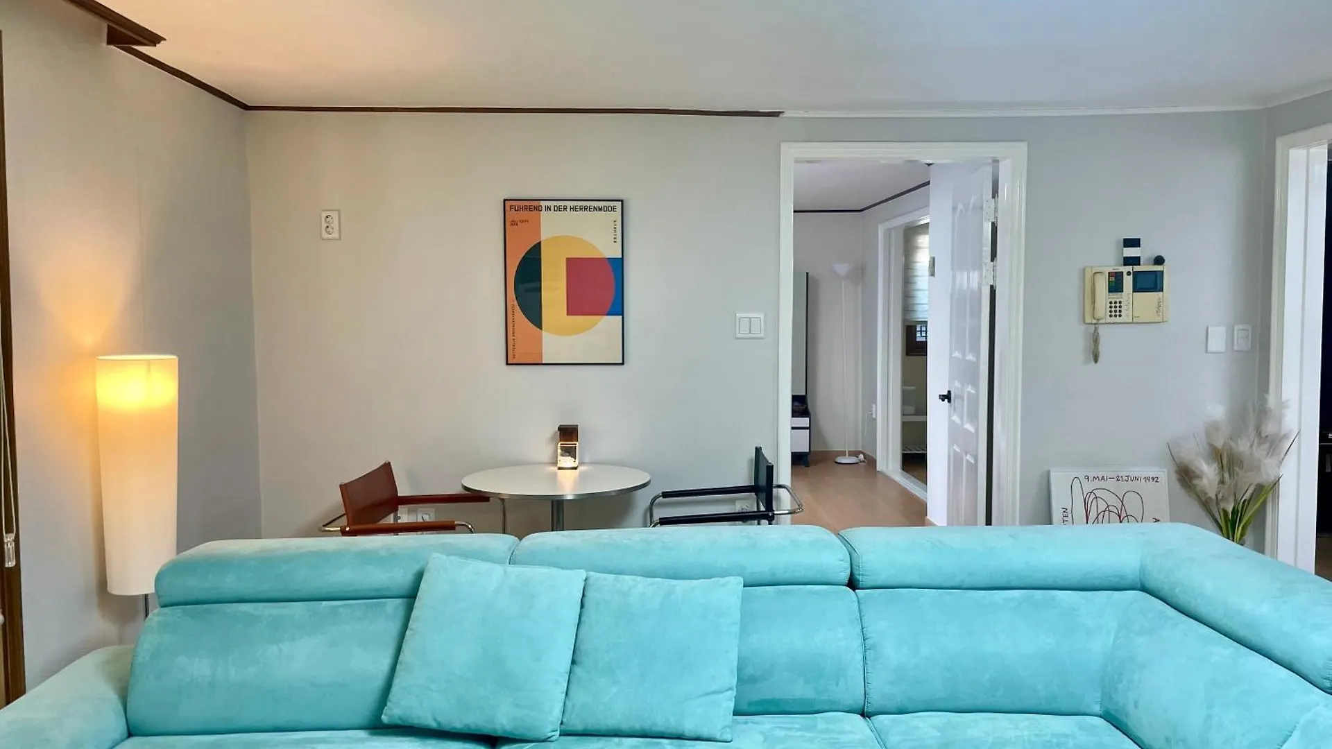 Mid-Century Design Modern House Apartment Seoul South Korea