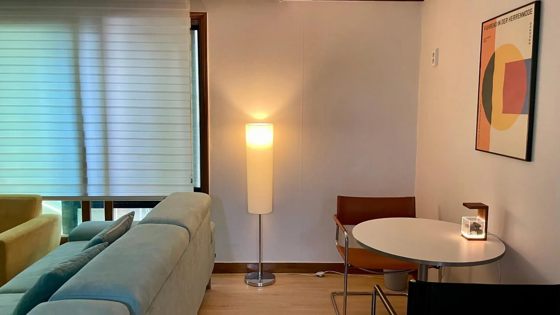 Mid-Century Design Modern House Apartment Seoul