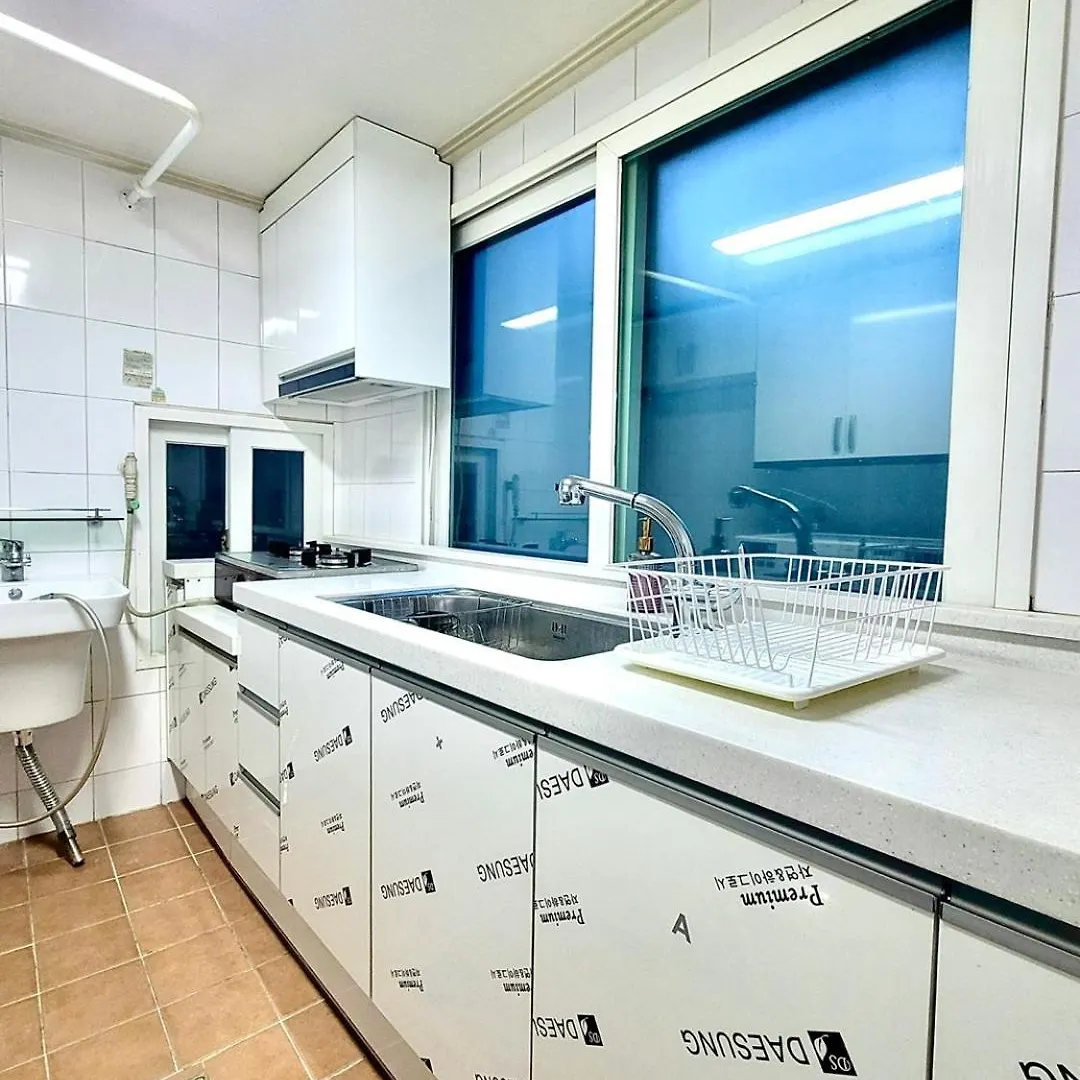 Mid-Century Design Modern House Apartment Seoul